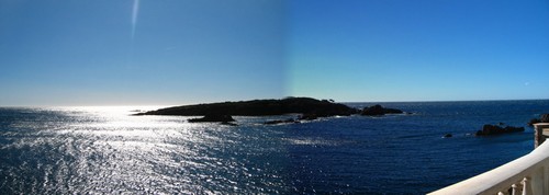 Location Saint Raphael villa bord mer pied dans l'eau piscine St-Raphael.