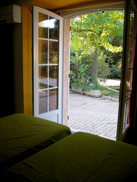 French Riviera air Conditioned holiday rental villa and pool in Frjus.