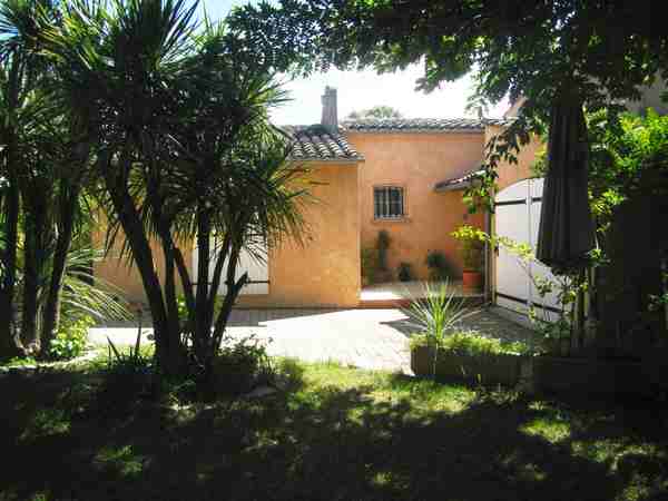 7/8 people French villa rental with pool in Frjus French riviera.