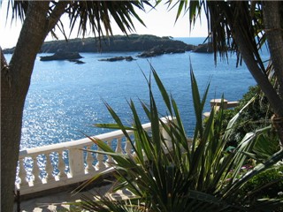 Cote d'azur accomodation see front house holidays south france Var