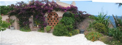 Holidays Home cottage waterfront Antheor saint Raphael cote d'azur,East terrace